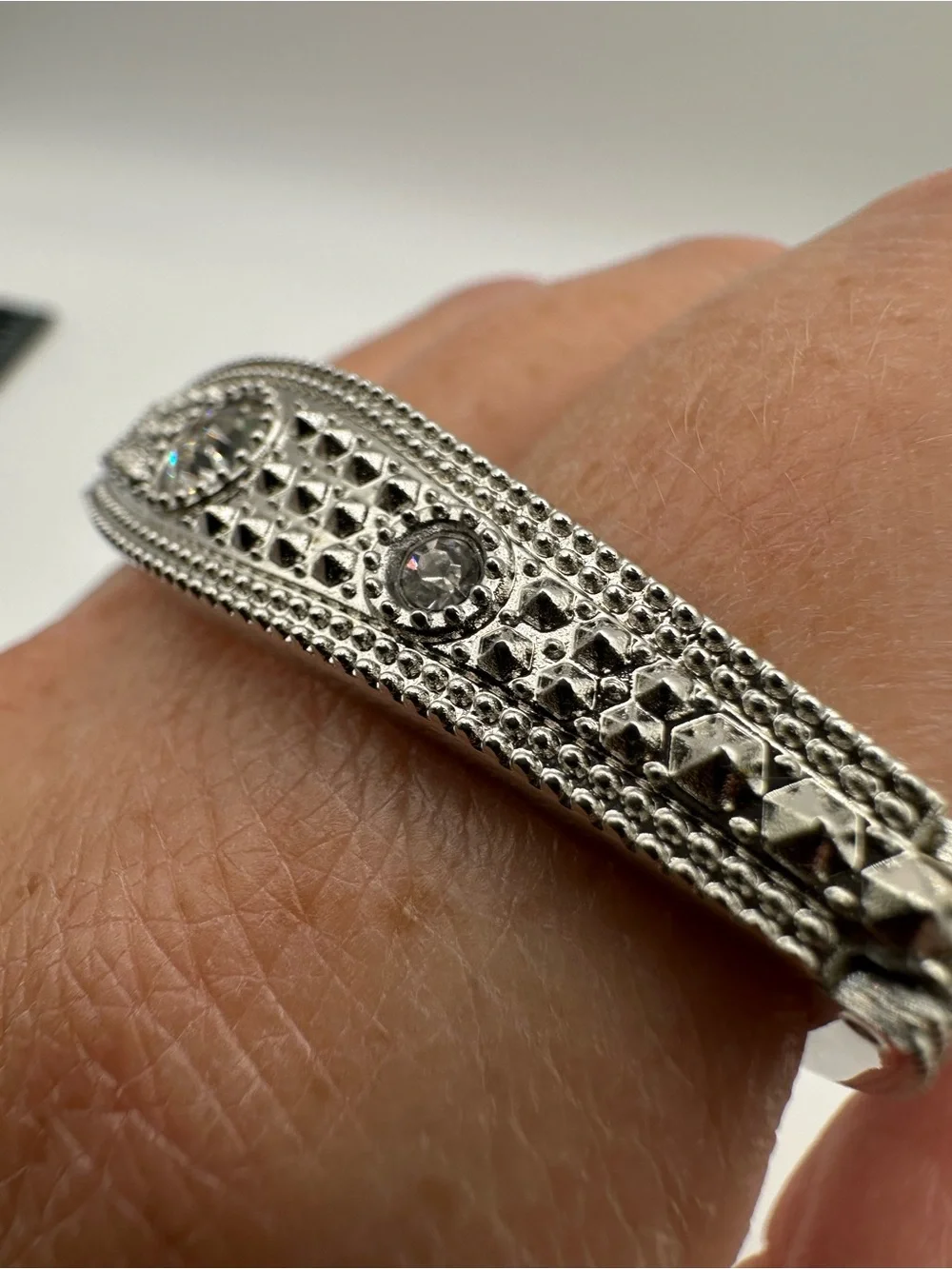 N/A elegant silver